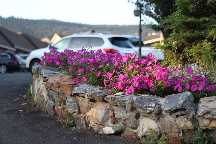 Hotel Exterior 41 of 58