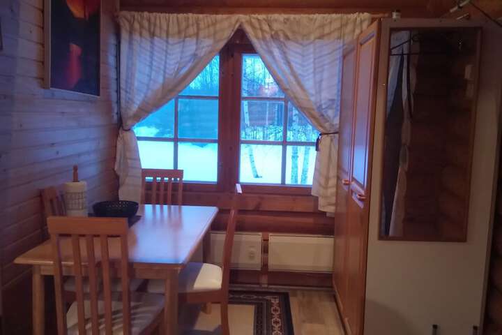 Room 6 of 48