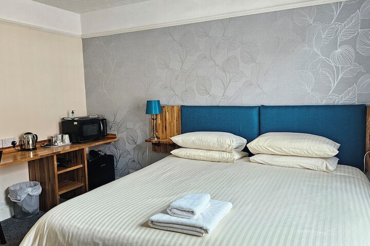 Room 34 of 92