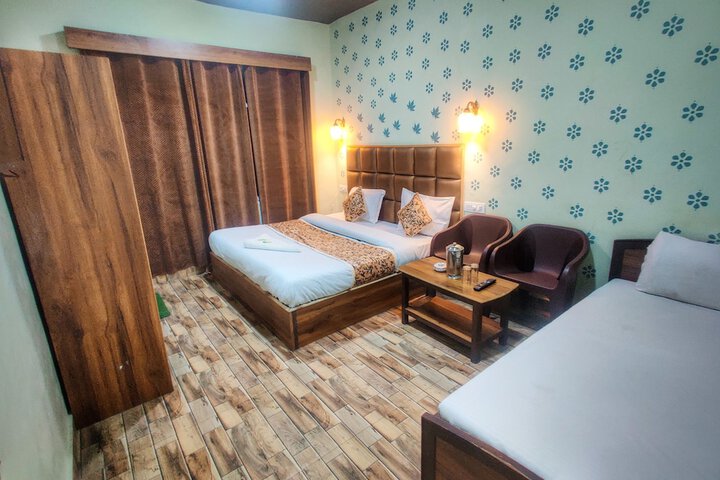 Room 16 of 46