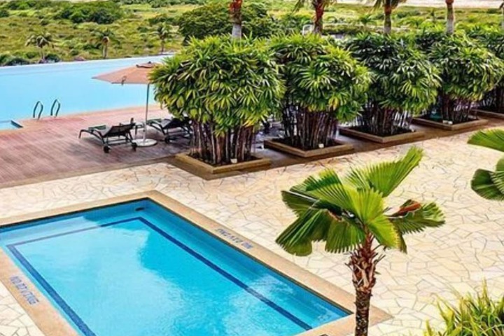 Pool 52 of 135