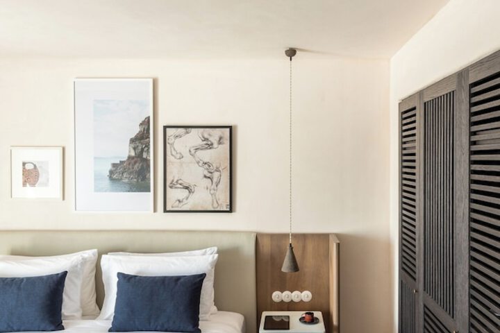 Room 22 of 163