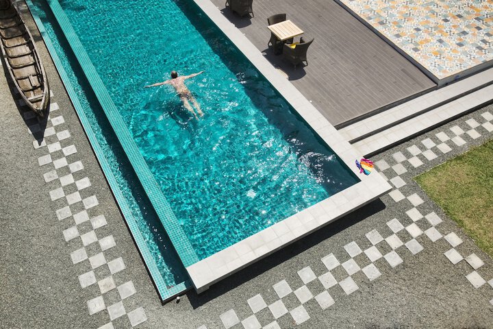 Pool 41 of 66