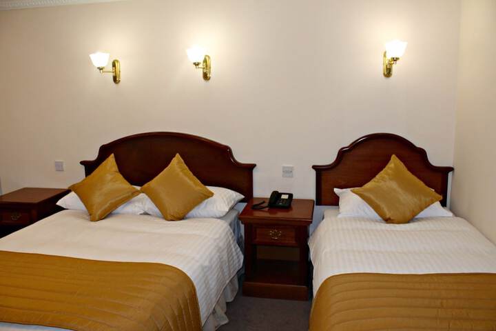 Room 18 of 34