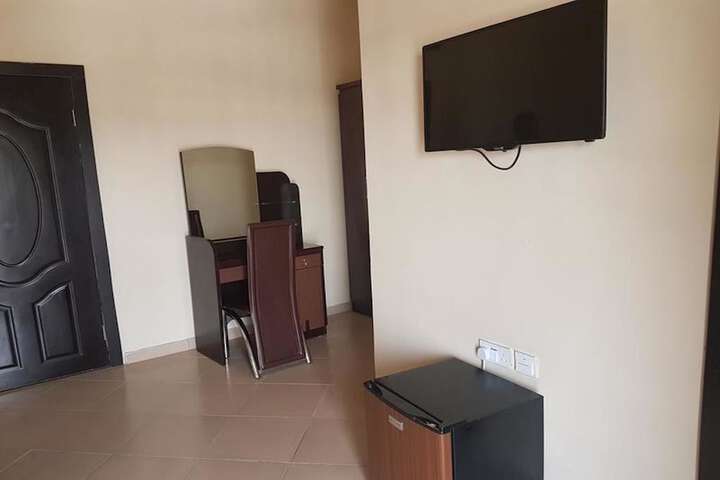 Room 5 of 22