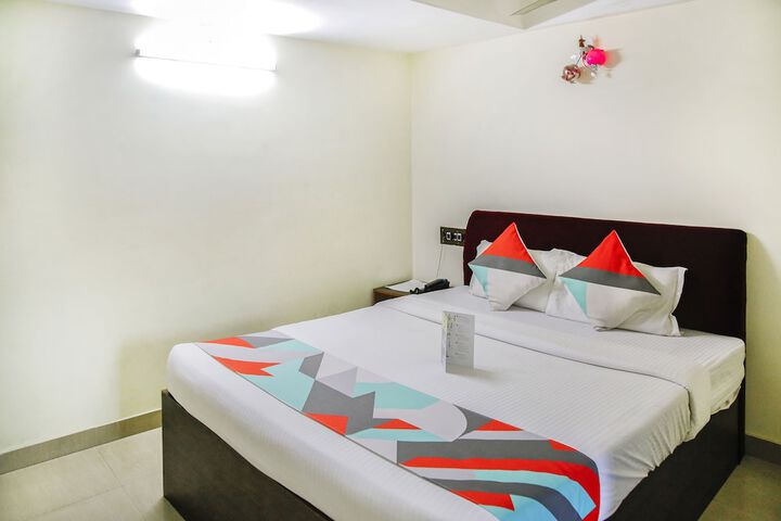 Room 10 of 21
