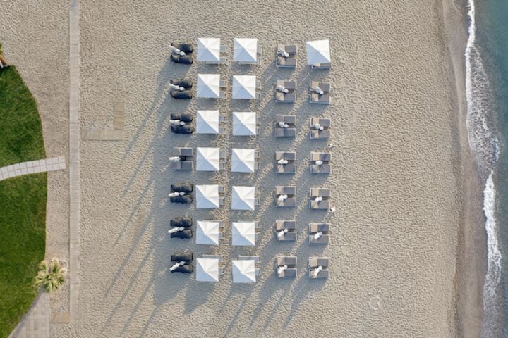 Beach 123 of 136