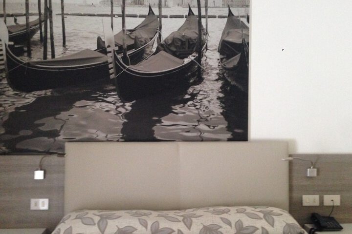 Room 12 of 56