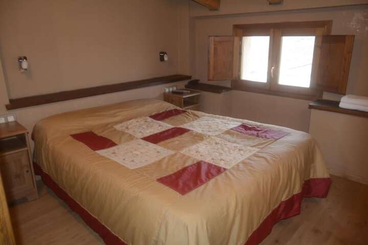 Room 12 of 51