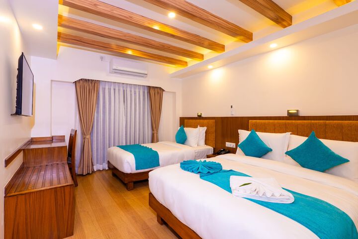 Room 3 of 39