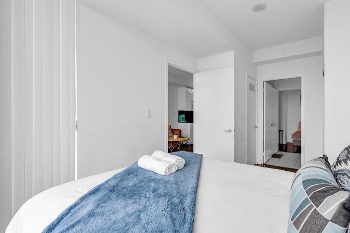 Room 10 of 31