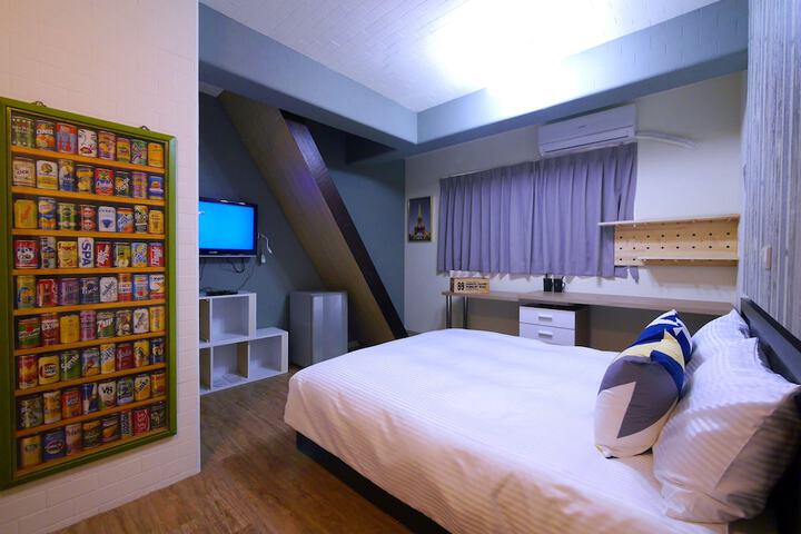 Room 37 of 45