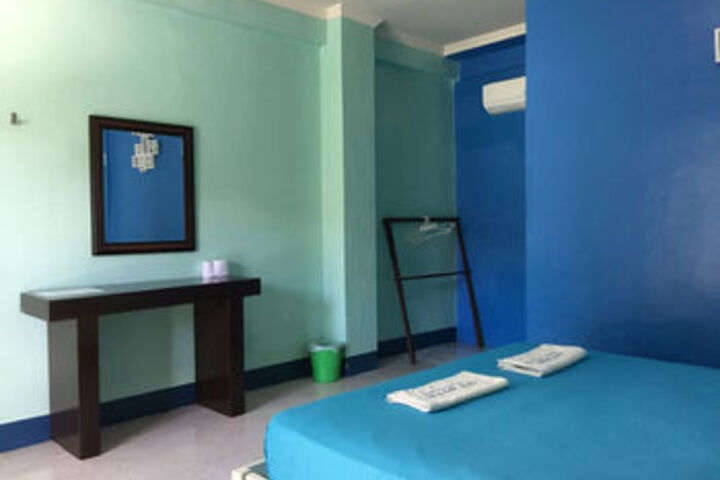 Room 15 of 24