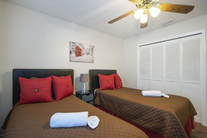 Room 5 of 22