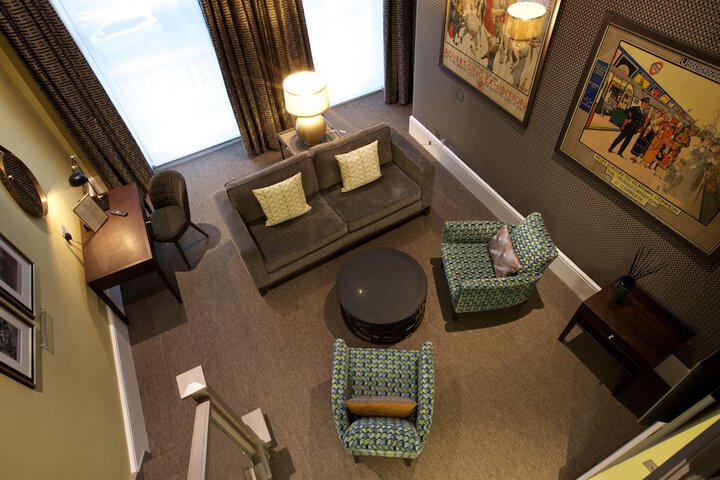 Room 46 of 82