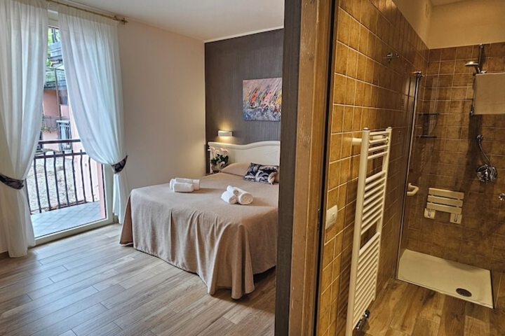 Room 60 of 194