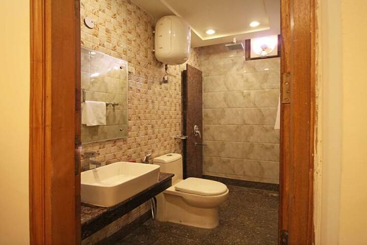 Room 19 of 26