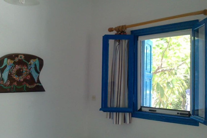 Room 42 of 53