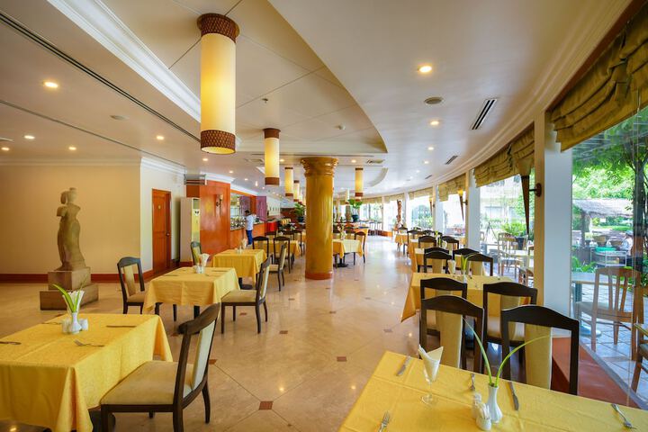 Dining 131 of 174