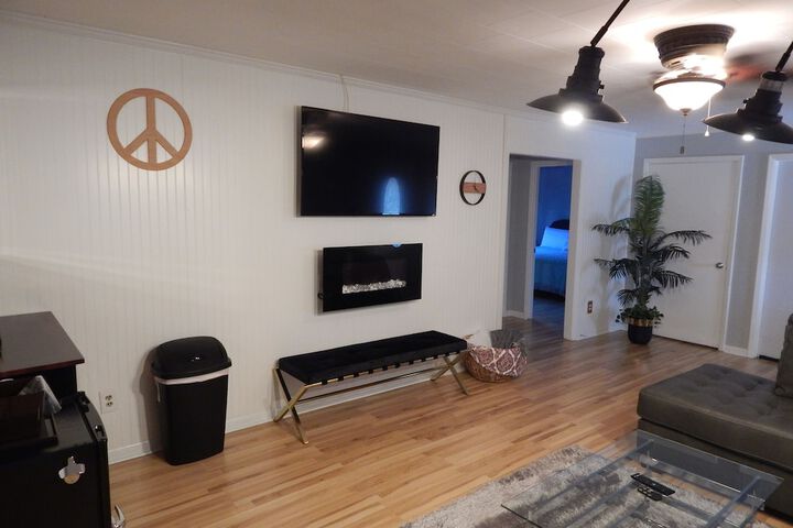 Room 49 of 114