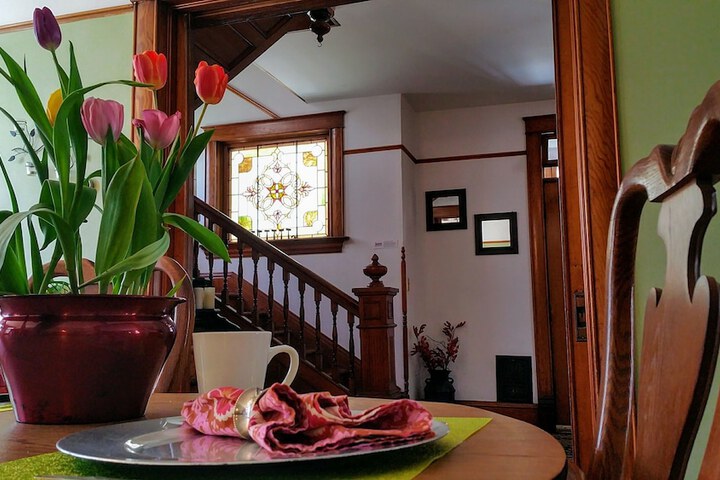 Breakfast/Coffee Service 98 of 124