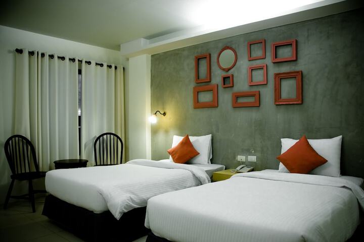 Room 14 of 42