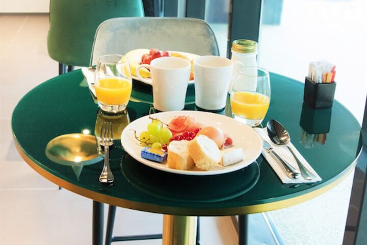 Dining 47 of 69