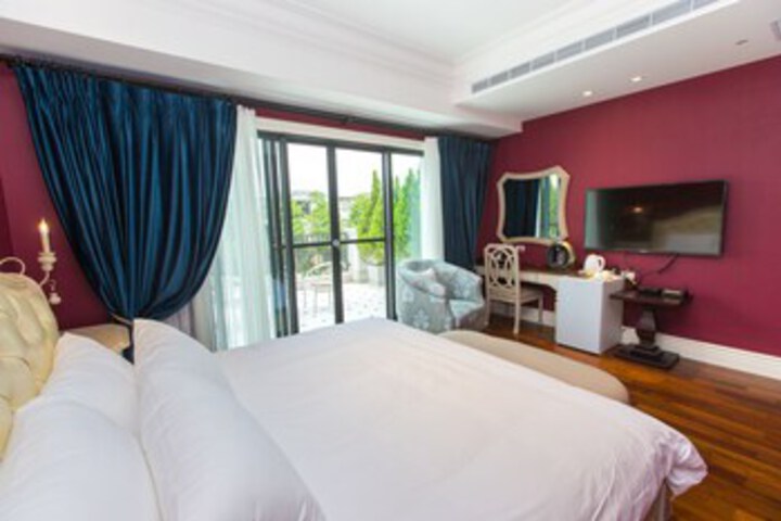 Room 90 of 122