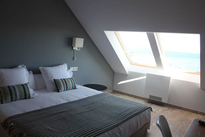 Room 3 of 19