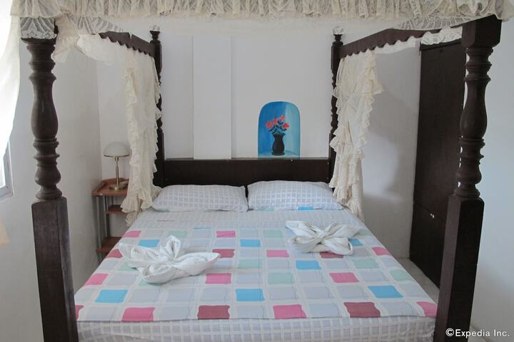 Room 8 of 46