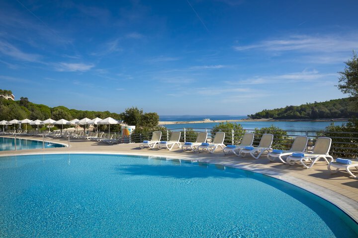 Pool Hotel