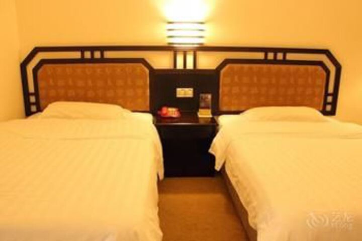 Room 42 of 84
