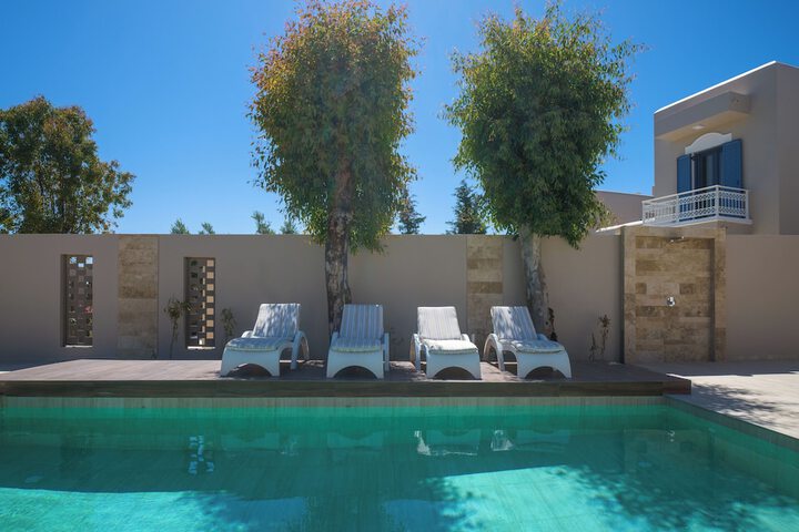 Pool 135 of 312