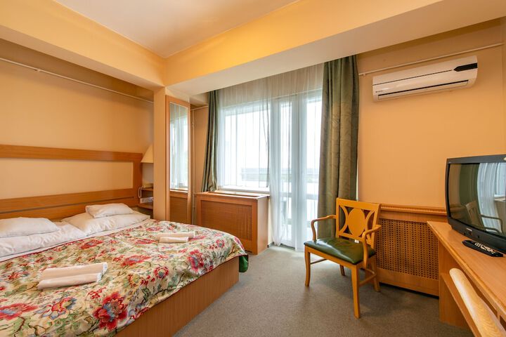 Room 7 of 39