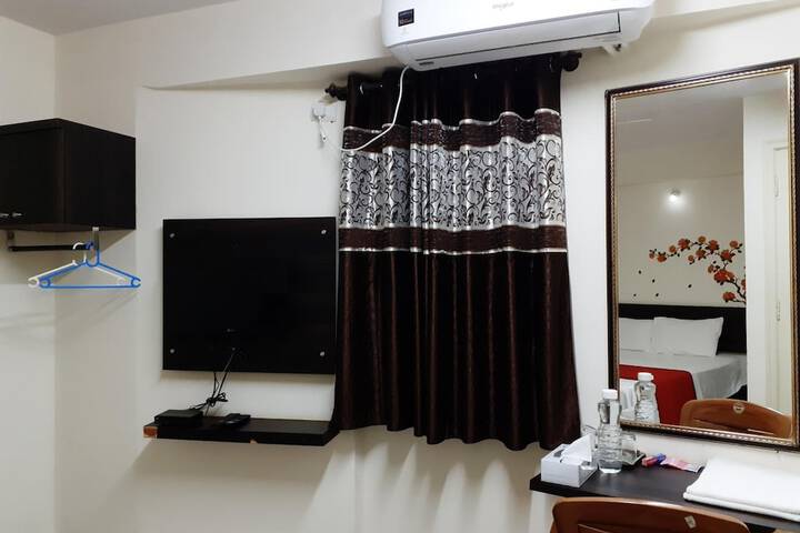 Room 16 of 45