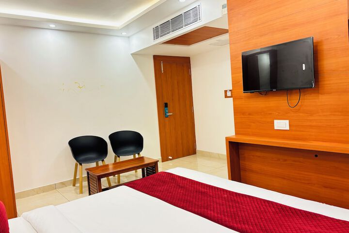 Room 32 of 56