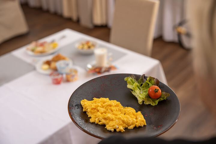 Breakfast/Coffee Service 42 of 61