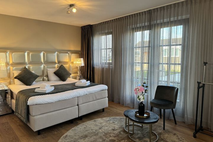 Room 12 of 47