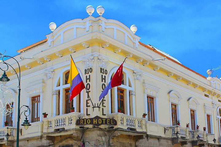 Rio Hotel