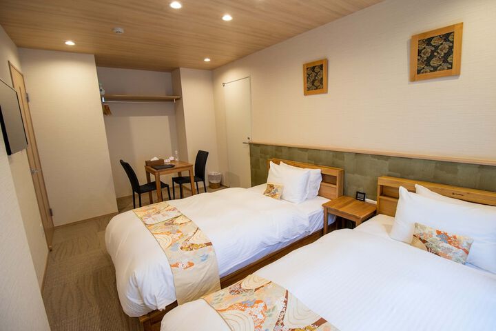 Room 20 of 51