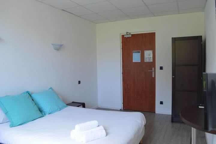 Room 11 of 45