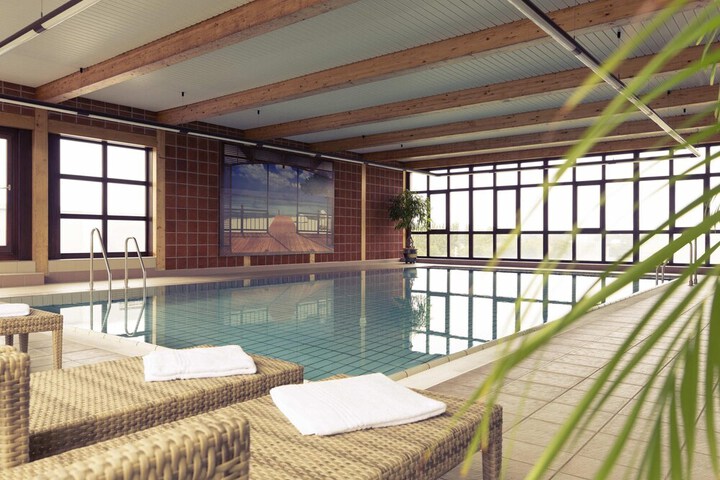 Hotel Pool