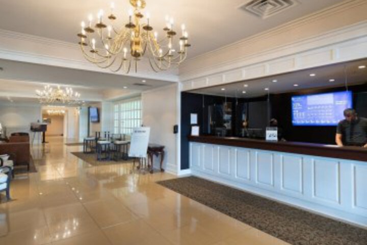 Hotel Interior 4 of 23