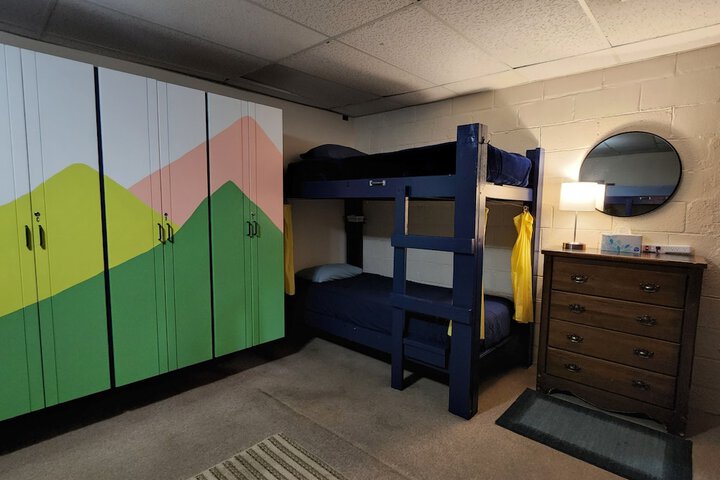 Room 21 of 46