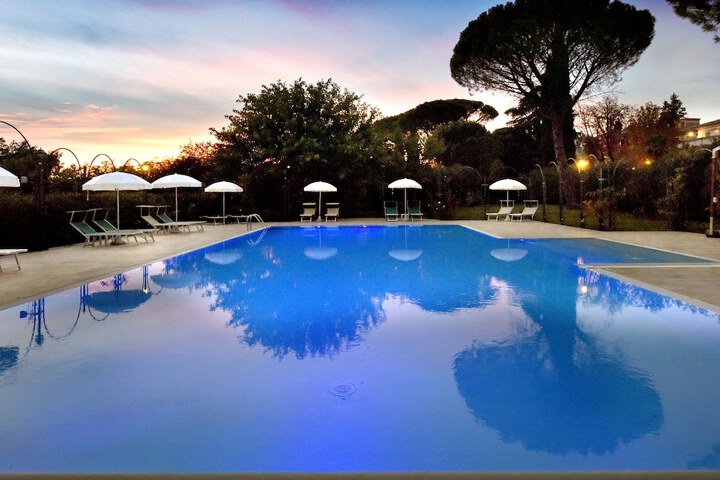 Pool 36 of 56