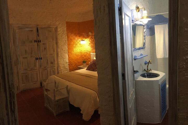 Room 6 of 120