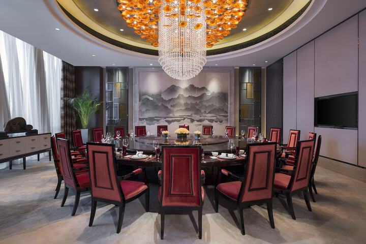 Dining Photos