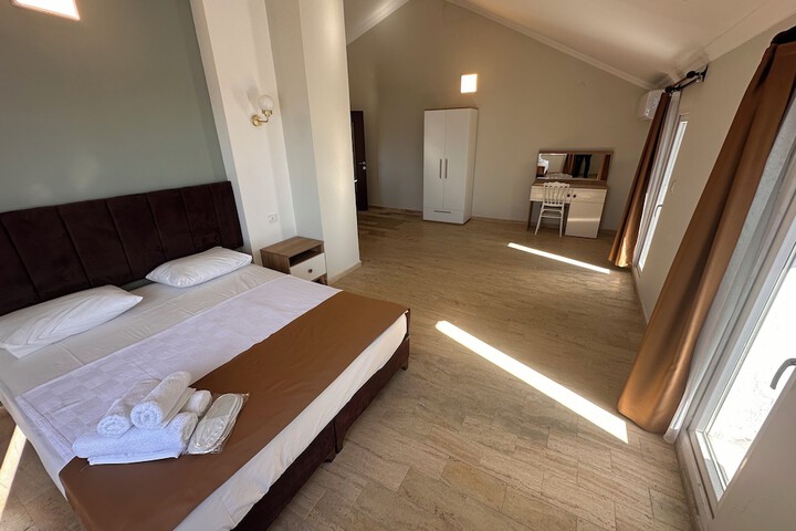 Room 41 of 171