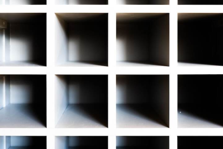Room 27 of 47