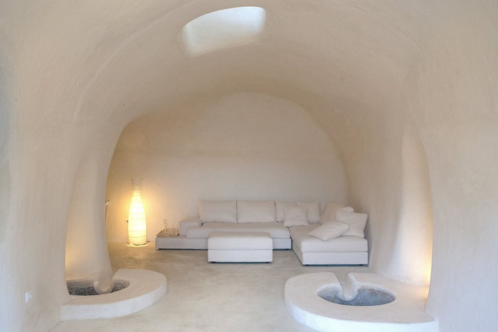 Room 8 of 29